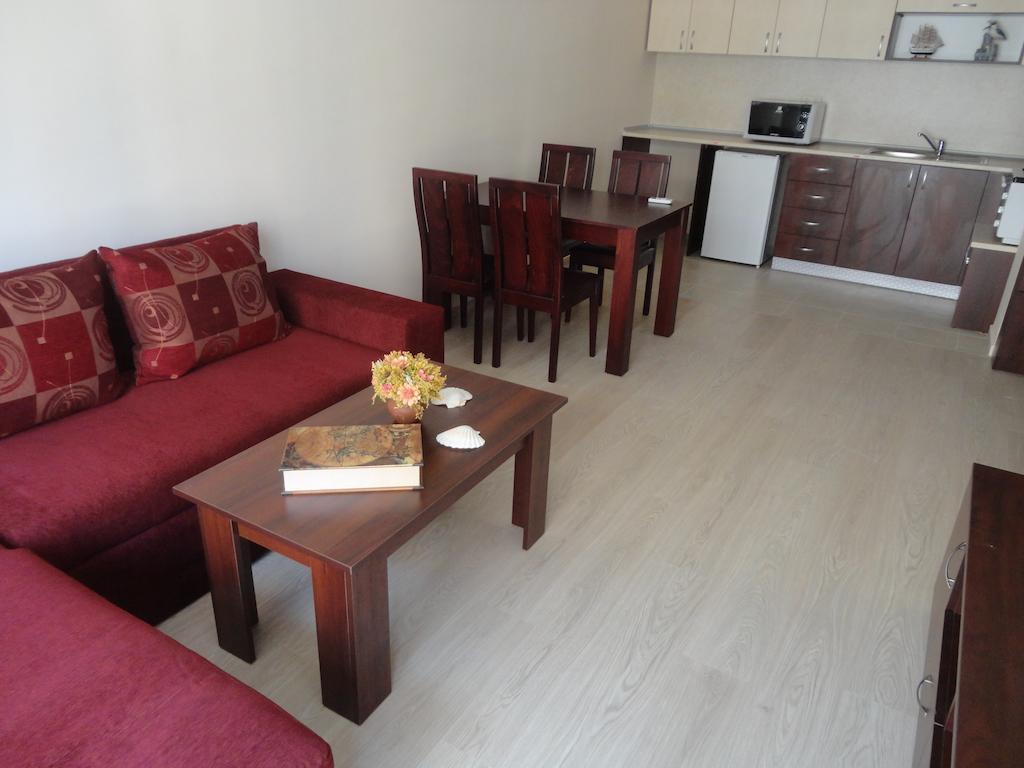 Holiday Apartments In Pomorie Quarto foto